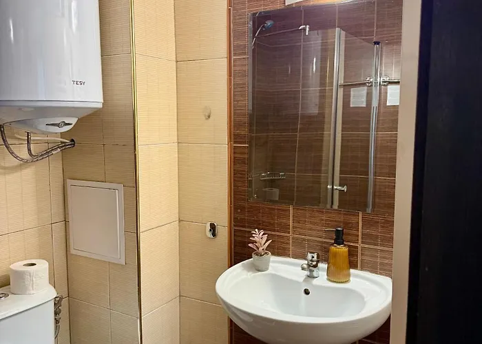 Gino's Place Home2host Appartement